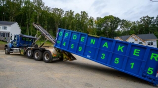 5 Key Reasons To Use A Roll Off Dumpster Rental Service