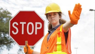 Why You Should Enroll In A Traffic Control Course?