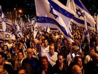 Thousands Rally In Tel Aviv Against Netanyahu Government, In Support Of Hostage Deal