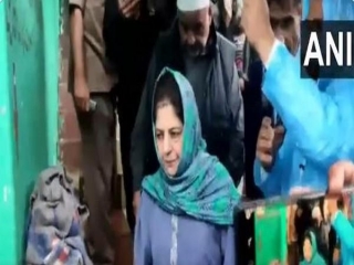 2024 Lok Sabha Elections: Mehbooba Mufti Holds Roadshow In Poonch