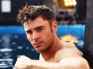 Watch: Zac Efron's Shirtless Beach Video Goes Viral On Social Media