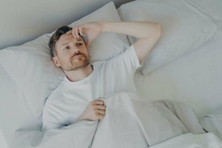 7 Symptoms Of Sleeping On A Bad Mattress