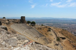 Greek Amphitheater: Discover The Legendary Marvel Of Ancient Architecture