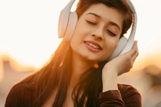 MAKE MUSIC AS A PART OF YOUR DAY TO BE ACTIVE AND ENERGETIC