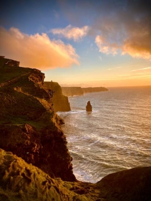 The Lost City Of Kilstuitheen At The Cliffs Of Moher