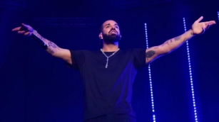 Drake On Verge $1M Bitcoin Loss On Mavericks And Oilers Bets