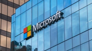 Microsoft’s AI-PCs Ship Recall Feature Off