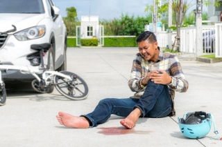 Roles Of A Motorcycle Accident Lawyers: What Does They Do For Their Clients?