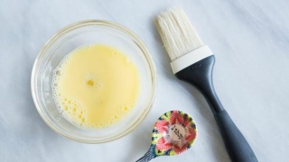 Golden Touch: Ultimate Egg Wash Recipe & Maximizing Zero-Waste Of  Eggshells