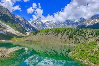 Top 15 Most Beautiful Lakes In Pakistan
