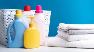 10 Factors To Consider When Choosing A Laundry Detergent