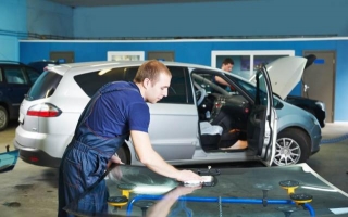 How Do I Know If My Windshield Is OEM? Unveiling The Secrets To Authentic Auto Glass