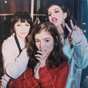Lorde Praises Charli XCX’s New Album: “It’s An Honour To Be Moved”