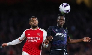 Arsenal Winger ‘assessing’ Future Amid Interest From Premier League Clubs