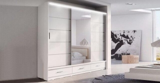 Elevate Your Bedroom Décor With White Gloss Wardrobes
