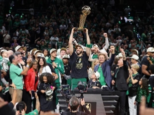Celtics Dominate Mavericks In Game 5, Win A Record 18th NBA Championship