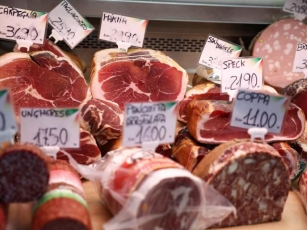 China Launches Anti-dumping Investigation Into EU Pork Imports