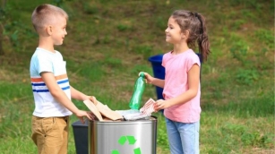 How Teachers Can Encourage Kids To Recycle