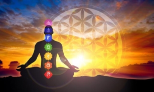 Unlock Your Chakras: Therapiva’s Healing Method