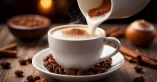 Cinnamon Spice Foam Recipe: Perfect Topping For Coffee And Desserts