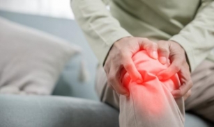 Ayurvedic Secrets For Elderly Knee Pain Relief!