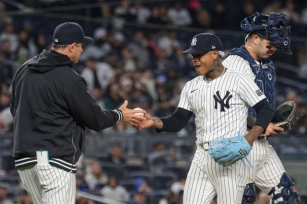 Aaron Boone’s New Postgame Ritual An Instant Hit Among Yankees Players
