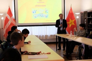 Inauguration Of Vietnamese Language Class For Overseas Children In Denmark
