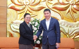 Strengthening Vietnam-Laos Cooperation And People-to-people Exchanges
