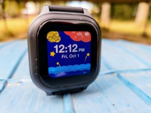 Gabb Watch Review: All About The Parents-Approved Kids Smartwatch