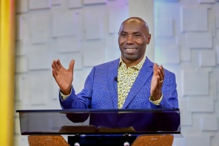 Invest In Me And God In You, Prophet Kakande Asks Followers To Pay Sh39K Each To Buy Range Rover