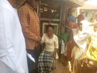 Hon. Abdulmaleek Abdulraheem Danga Gifts Blind Ihima Woman N100,000 As Empowerment, Promises More Welfare For The Physically-challenged Citizens In Adavi/Okehi Federal Constituency