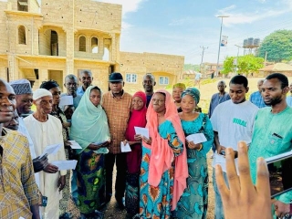 Hon. Abdulmaleek Abdulraheem Danga Embarks On Outreach, Gives Cash Items To Constituents