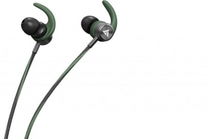 Amazon: Boult Audio RCharge Wireless In Ear Bluetooth Earphones
