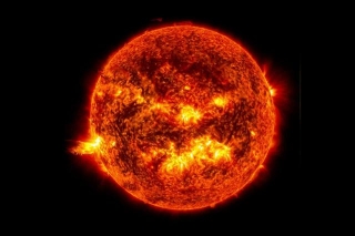 Inilah Sebab Kenapa Matahari Bisa Terbakar Di Ruang Angkasa, Perlu Kamu Tahu
