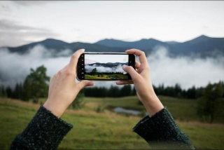 Mastering Concert Photography: Capturing Epic Moments With Your Smartphone
