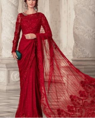 Elegance Redefined: Discover Baroque Pakistani Dresses