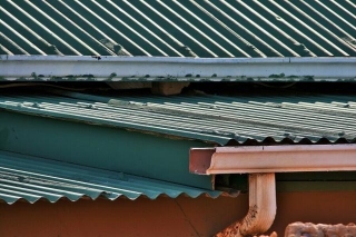 How To Properly Inspect Your Gutters?
