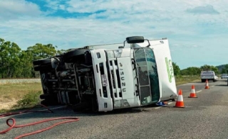 Truck Accident FAQs: 6 Commonly Asked Questions And Answers