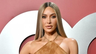 Kim Kardashian Booed At Tom Brady Roast  Hollywood Reporter