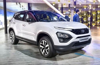 Tata Safari, Harrier Get Up To Rs 1.25 Lakh Discounts On MY2023 Stocks