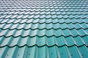 Flat Roof Vs. Pitched Roof: Which Is Better For Your Building?