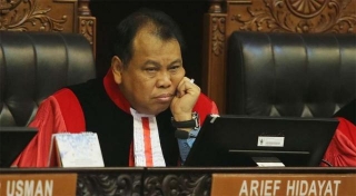 Hakim Konstitusi Naik Pitam KPU Absen Sidang: MK Dianggap Tak Penting?