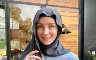 Kisah Mualaf Selebgram Rusia Ulya, Sudah Pakai Hijab Sebelum Peluk Islam