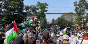 Demo Di Gedung DPRD Jabar, Massa Serukan Kemerdekaan Palestina