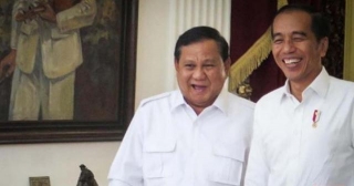 Prabowo Bangkit Atau Sama Dengan Jokowi Sebagai Boneka?
