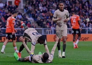 PSG Win Again, But Title Party Delayed By Monaco