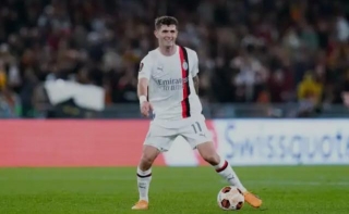 Should Pulisic Play The No. 10 For Milan?