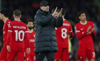 Klopp Apologises To Liverpool Supporters After Huge Blow To Title Hopes