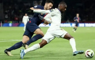 PSG Beat Lyon 4-1 With Mbappe On Bench As Title Looms