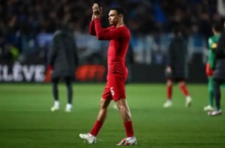 Trent Alexander-Arnold Aims 'too Excited' Dig At Arsenal's Mentality
